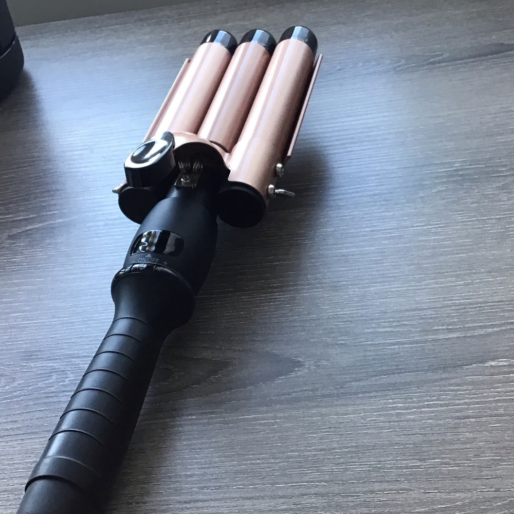 Triple Barrel Curling Iron - Black Handle with Rose Gold Barrels